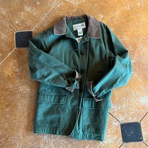 LL BEAN jacket.  Lightweight with great liner pattern!
